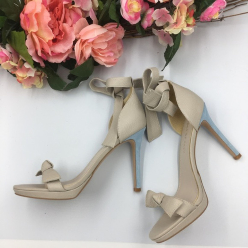 NEW Shoes of Prey Nude Color Block Heel Mariposa - Picture 5 of 7